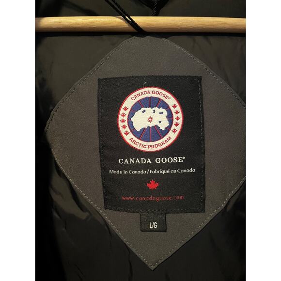 Canada Goose NBA Exclusive Rideau Parka Down 3800L Graphite Size L Women's - Picture 10 of 14